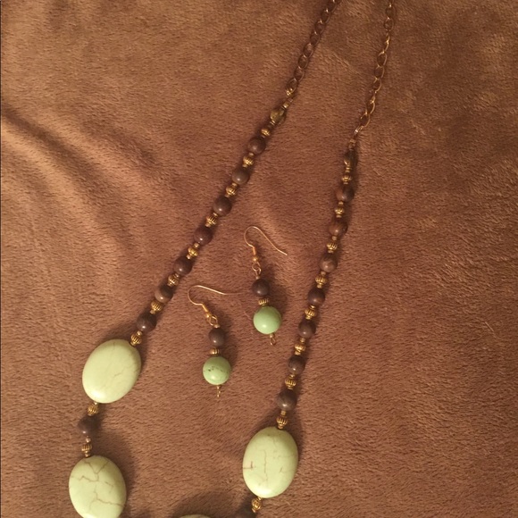 Turquoise necklace set - Picture 4 of 4